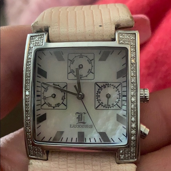 Luxess diamond/mother of Pearl watch main image 6